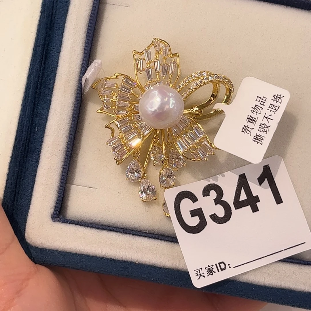 淡水珍珠合金耳饰