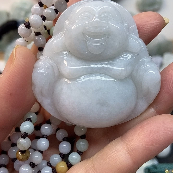 翡翠未镶嵌颈饰佛公