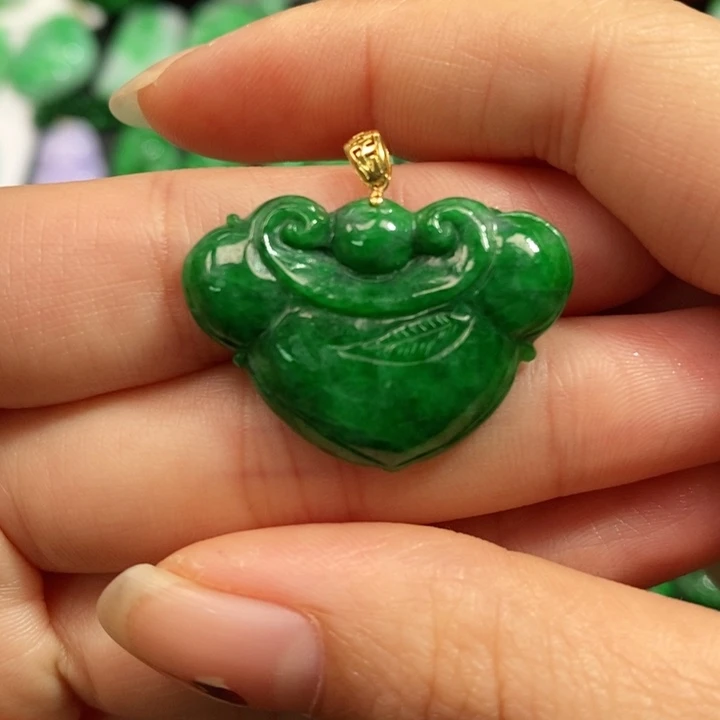 颈饰未镶嵌翡翠吊坠