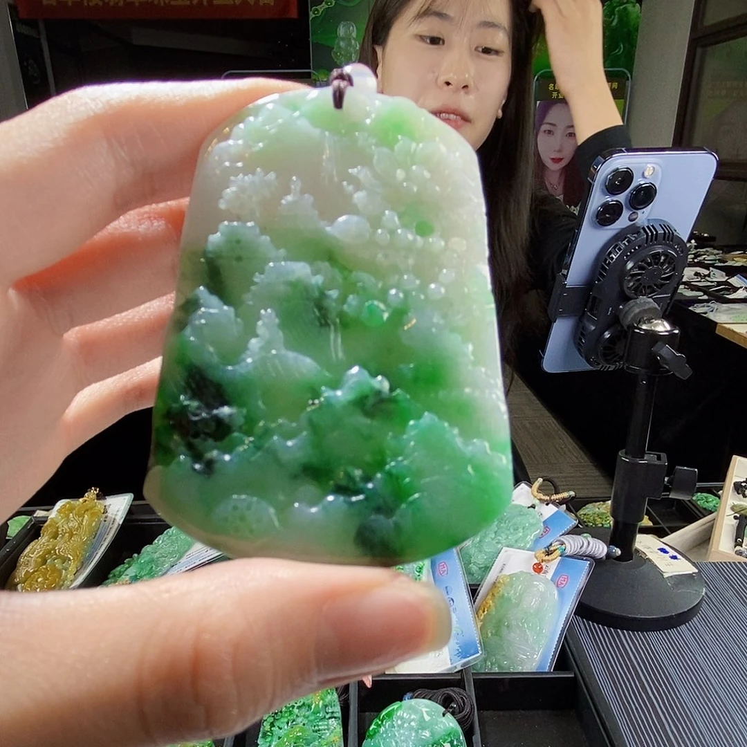 颈饰未镶嵌翡翠翡翠