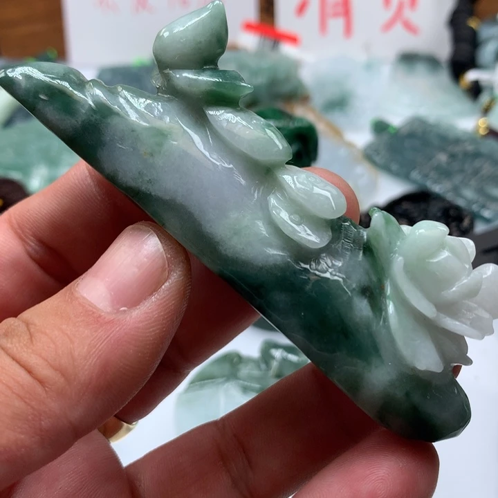 翡翠颈饰未镶嵌保真天然a货翡翠