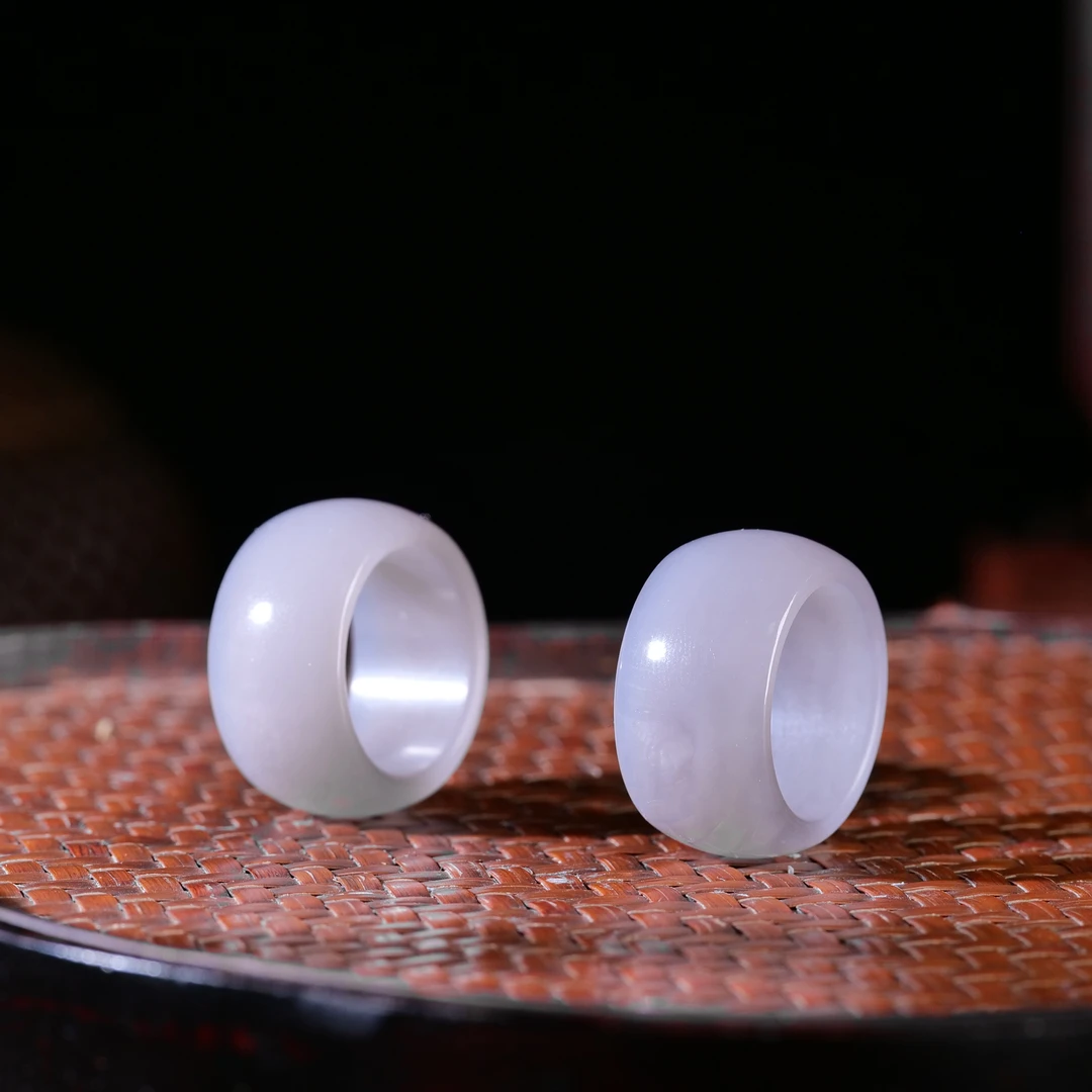 【小雨来了】和田玉烟紫扳指 指环 玉戒指 多样性发一件