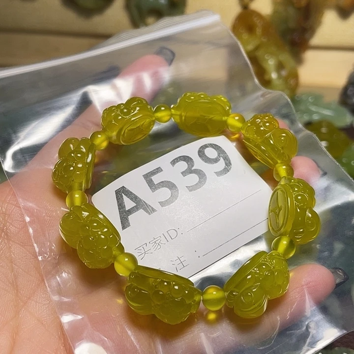 广***龙蛇纹石玉合金颈饰