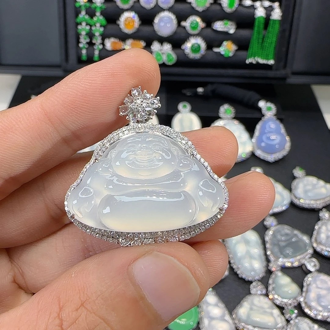 翡翠18K金镶嵌颈饰K