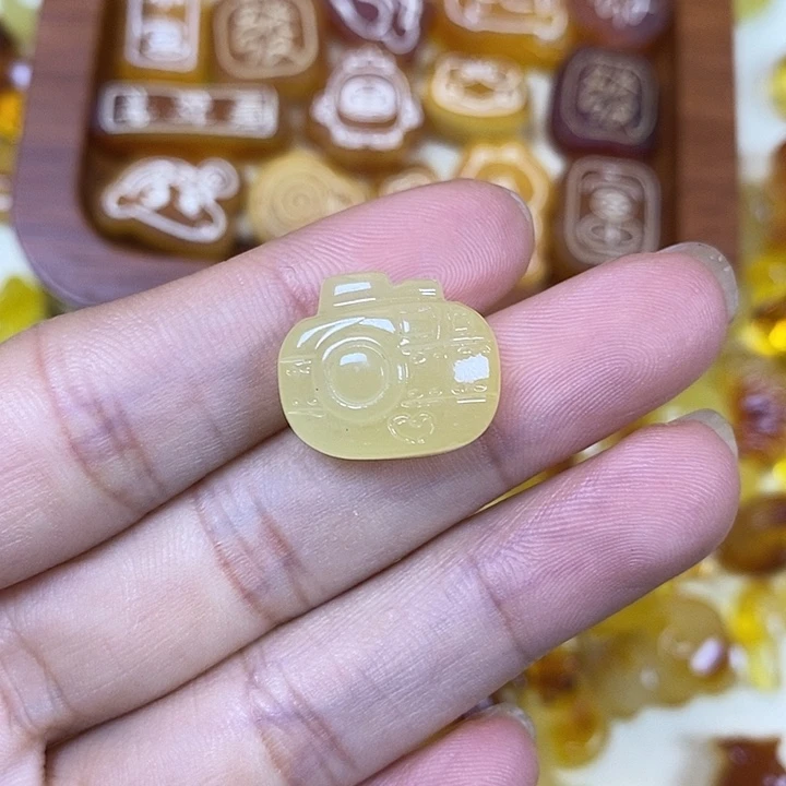 吊坠橄榄核照相机128
