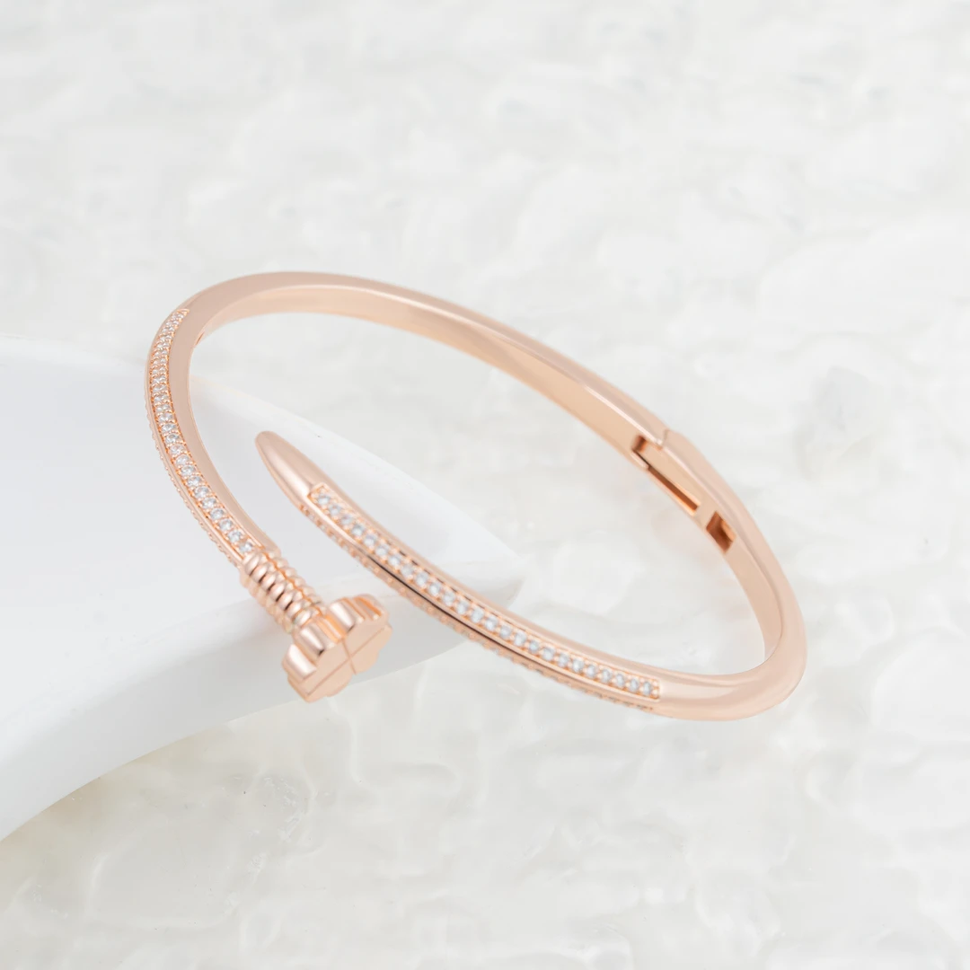 follifollie 铜合金合成锆石手镯 气质时尚百搭简约钉子系列套装