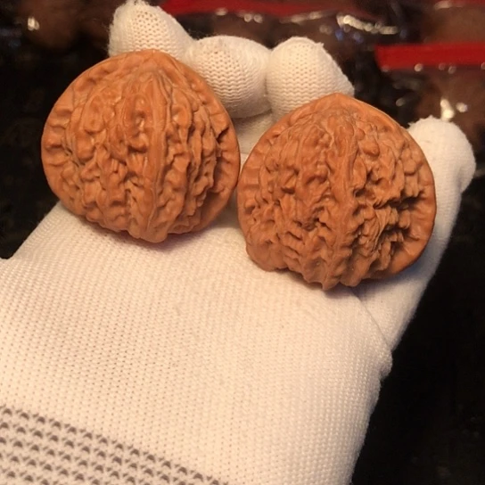 把件文玩核桃三角白39