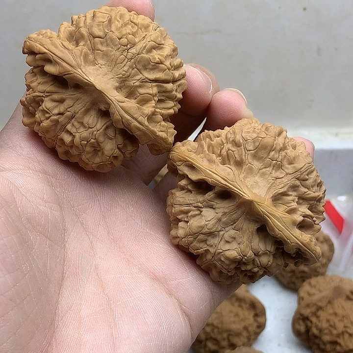 文玩核桃吊坠55官帽饼