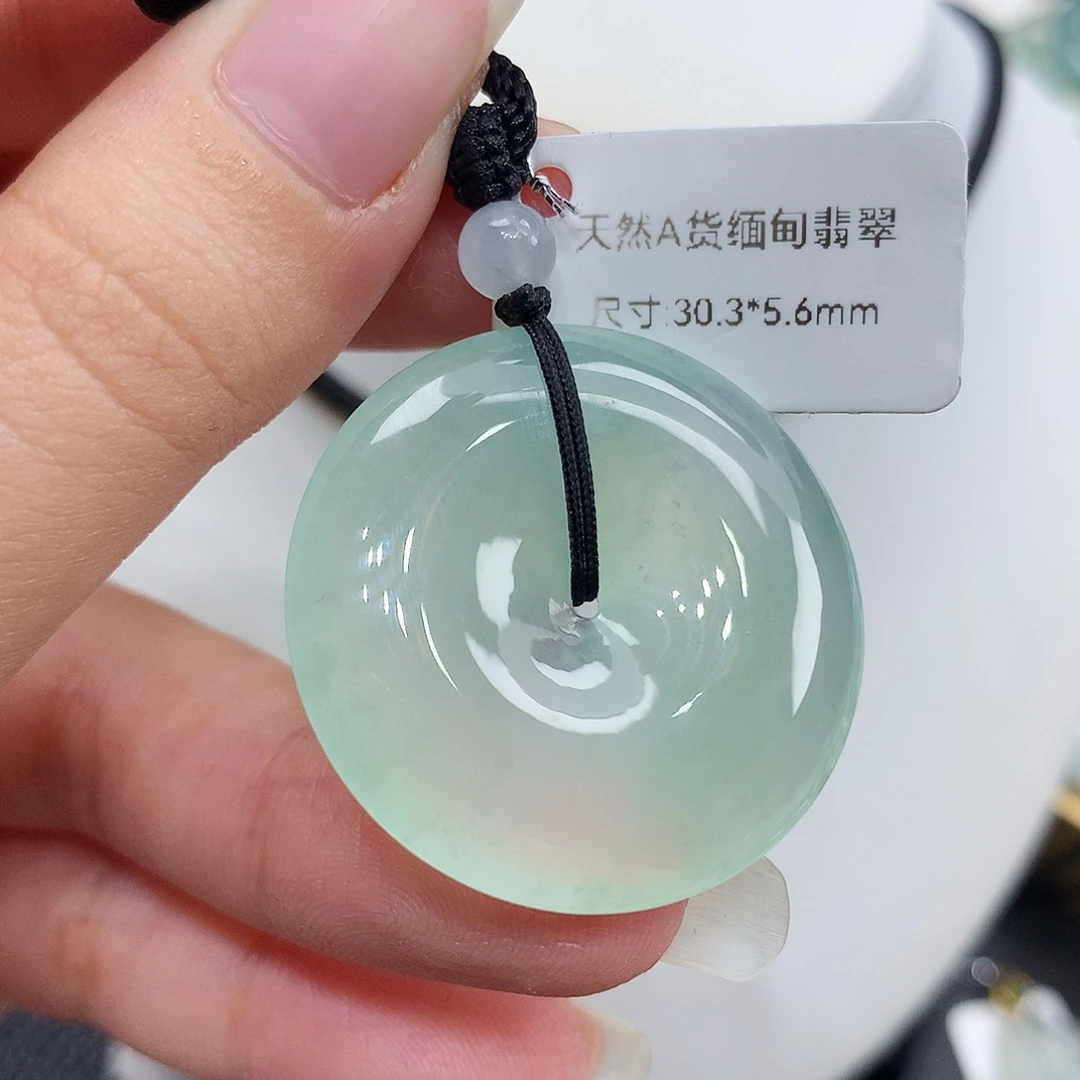 翡翠未镶嵌胸饰翡翠31，30.3/5.6