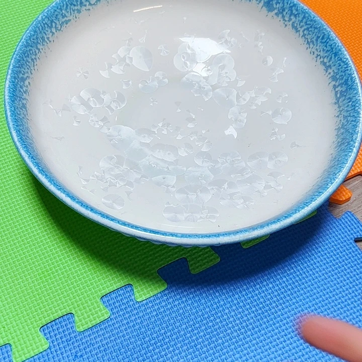 妮***a瓷片嗯，全场买满20包邮。