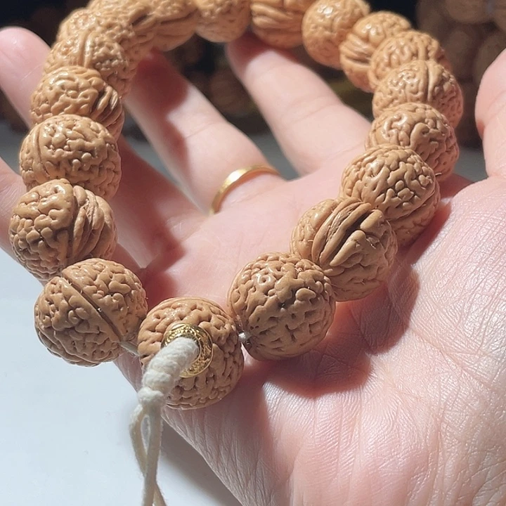 大***天桃核吊坠桃核手串绣球86