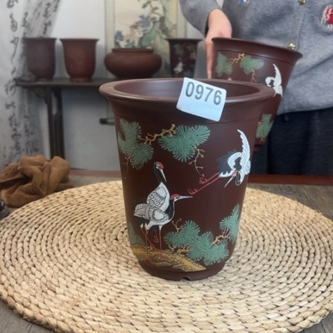紫砂花盆家****。紫朱泥全手工仙鹤