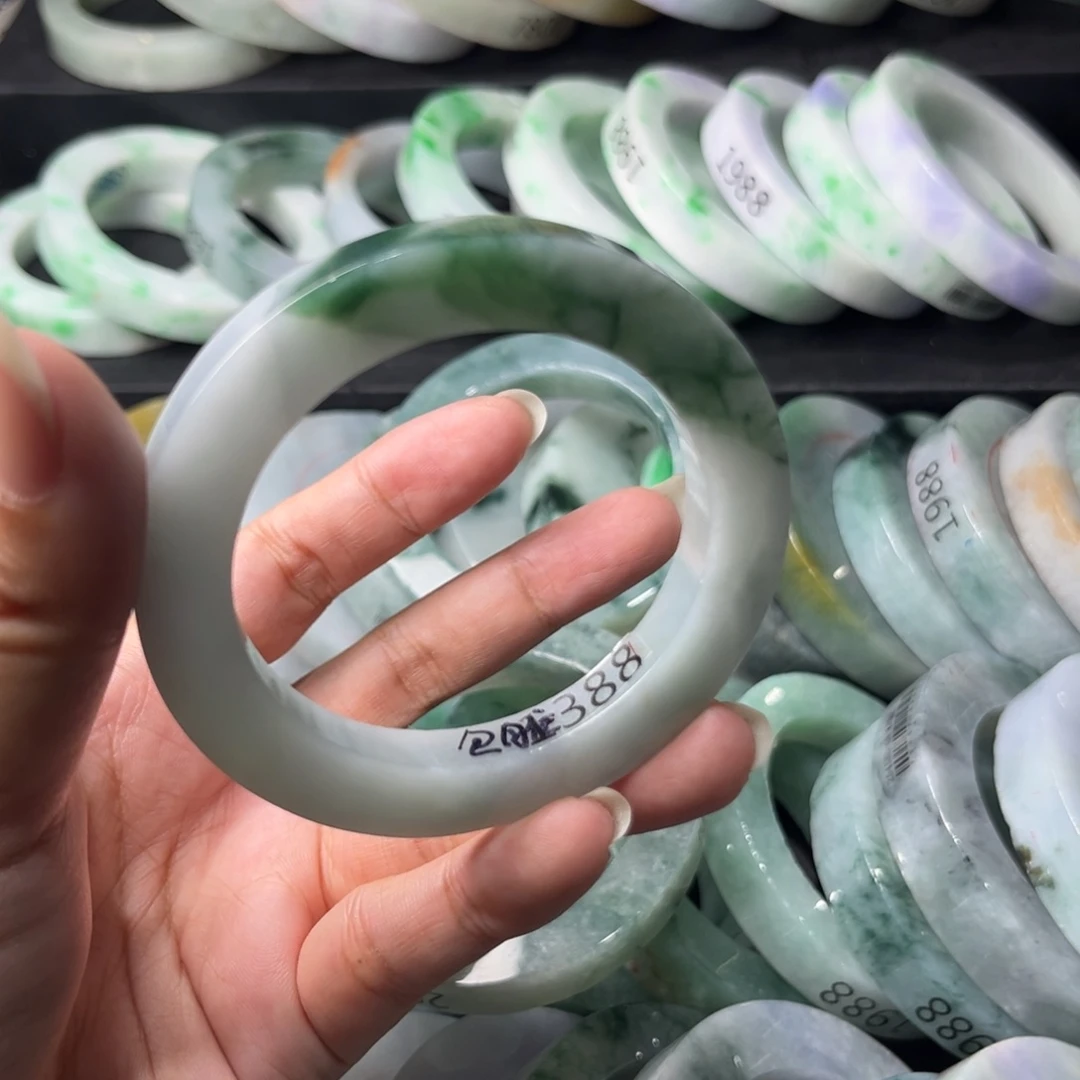 定制翡翠未镶嵌手镯翡翠