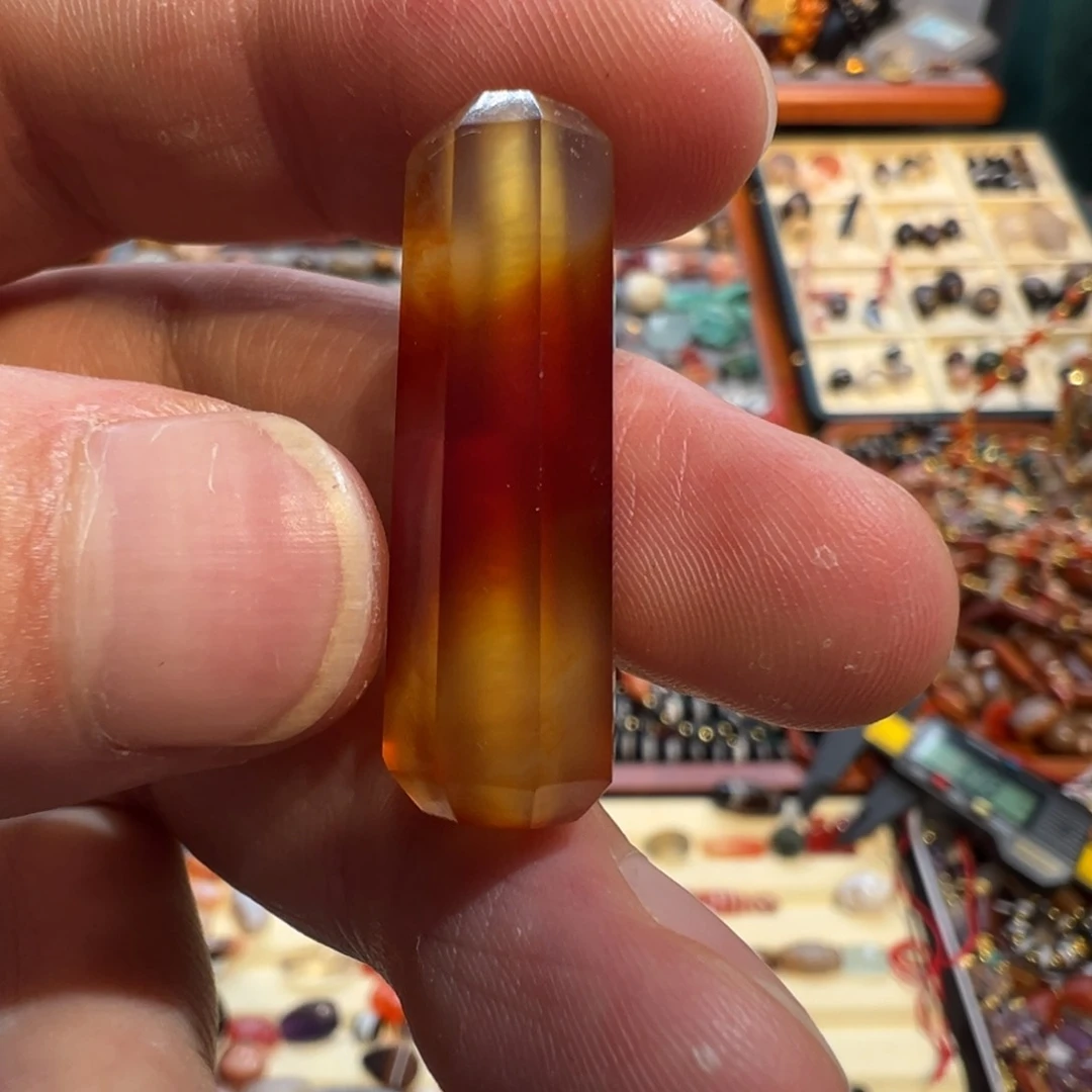 玛瑙/玉髓未镶嵌珠宝半成品