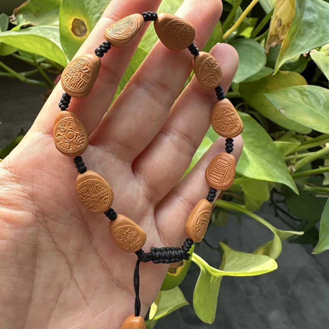 鬼工记—— 松子瓦当  核桃核雕