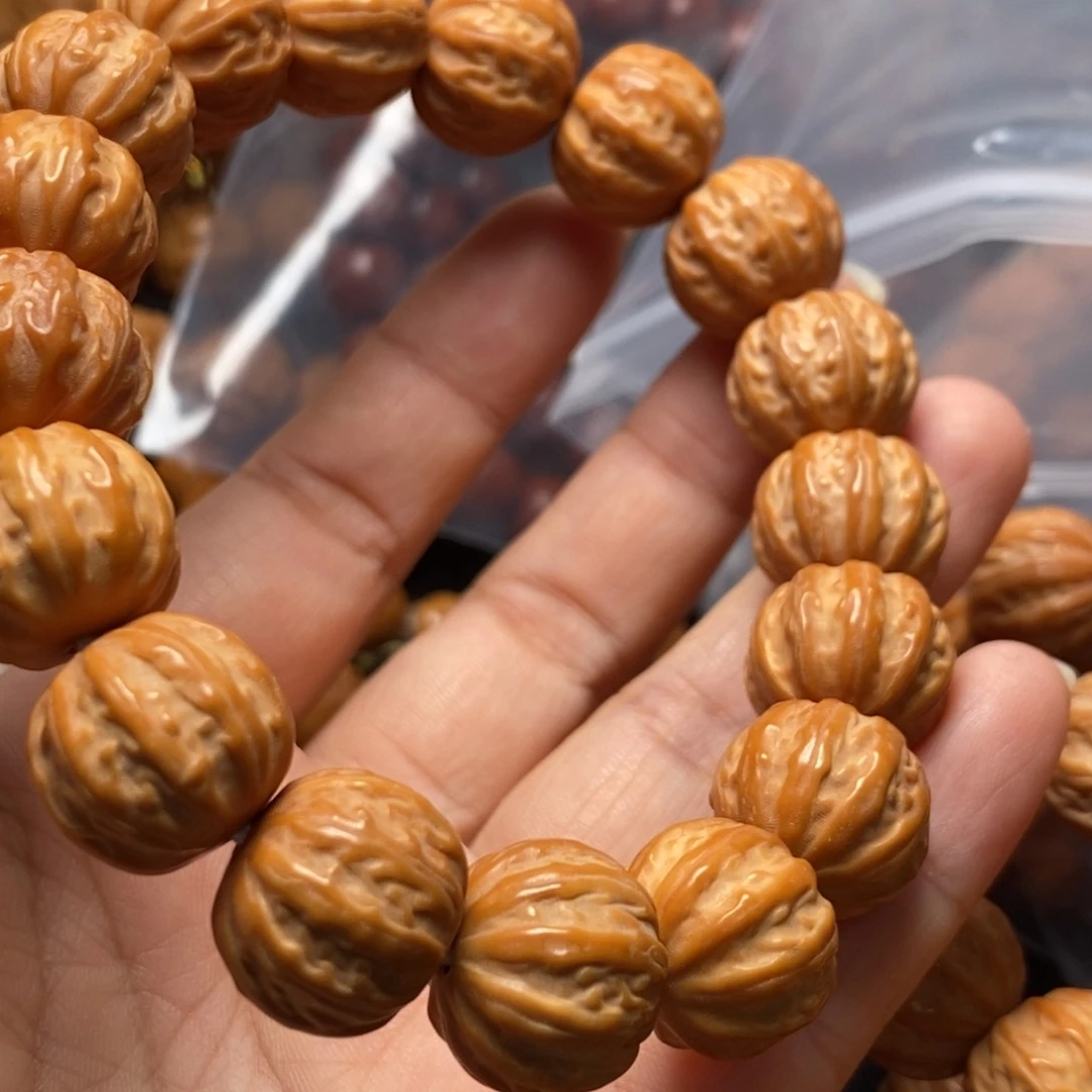 猴头核桃手串猴头