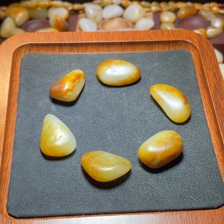 道***存和田玉未镶嵌手链