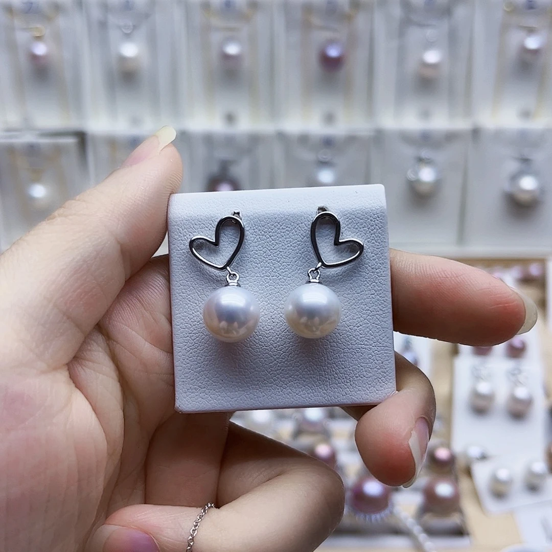 银S925镶嵌耳饰淡水珍珠