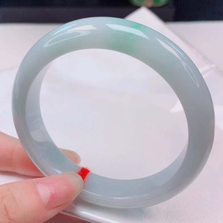 翡翠未镶嵌手镯56圈