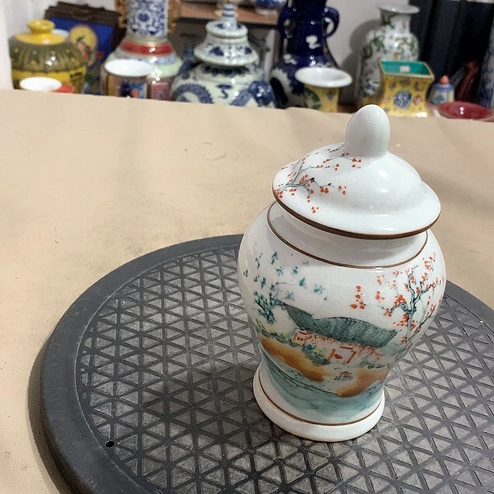 摆件博古架陶瓷摆件