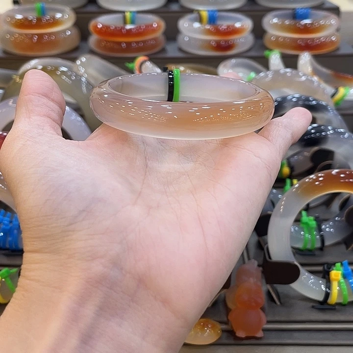 玛瑙/玉髓未镶嵌手镯37