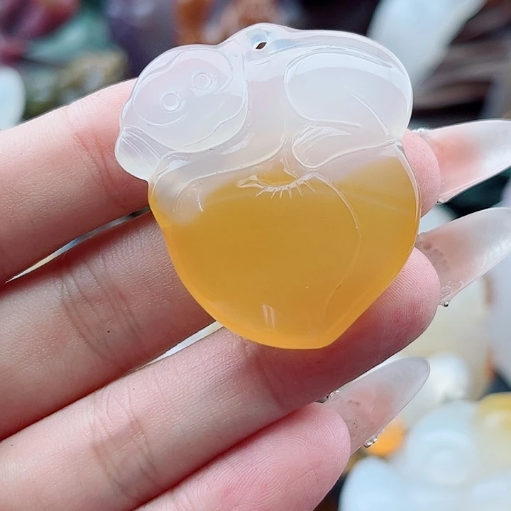 红***缘玛瑙未镶嵌手饰吊坠