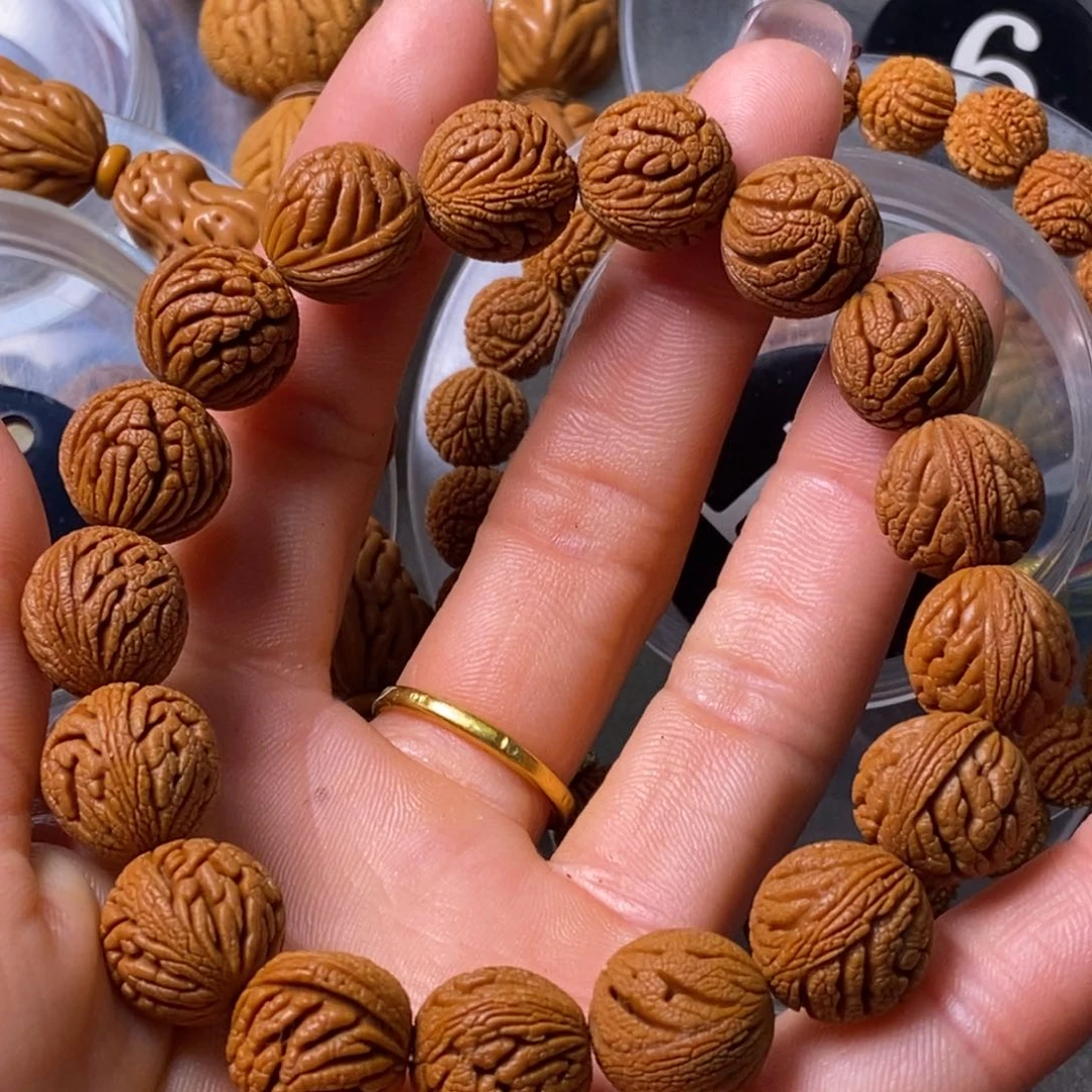 吊坠桃核陕西秦岭山桃核