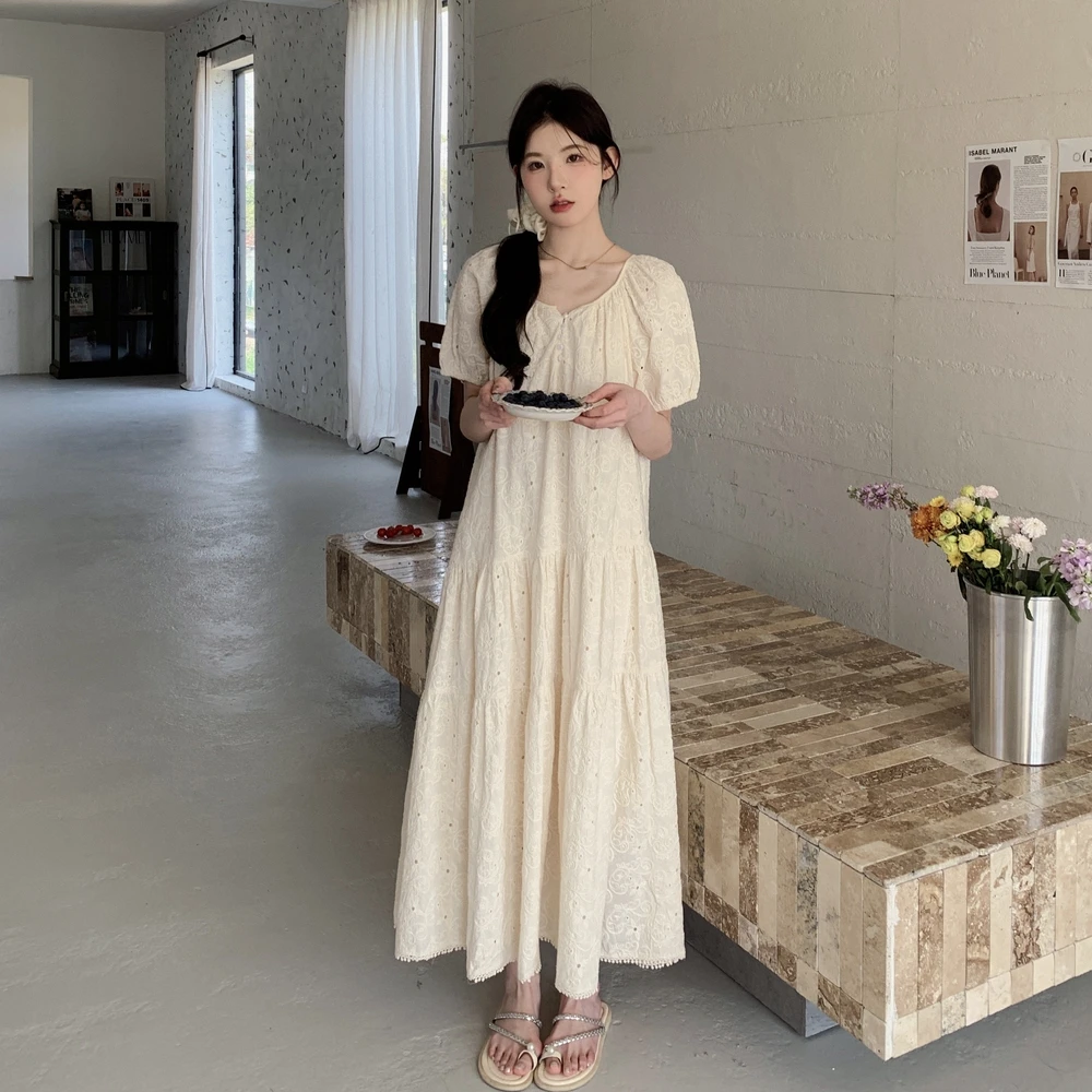 海边度假风连衣裙女2025年夏季新款泡泡袖显瘦气质温柔甜美长裙子