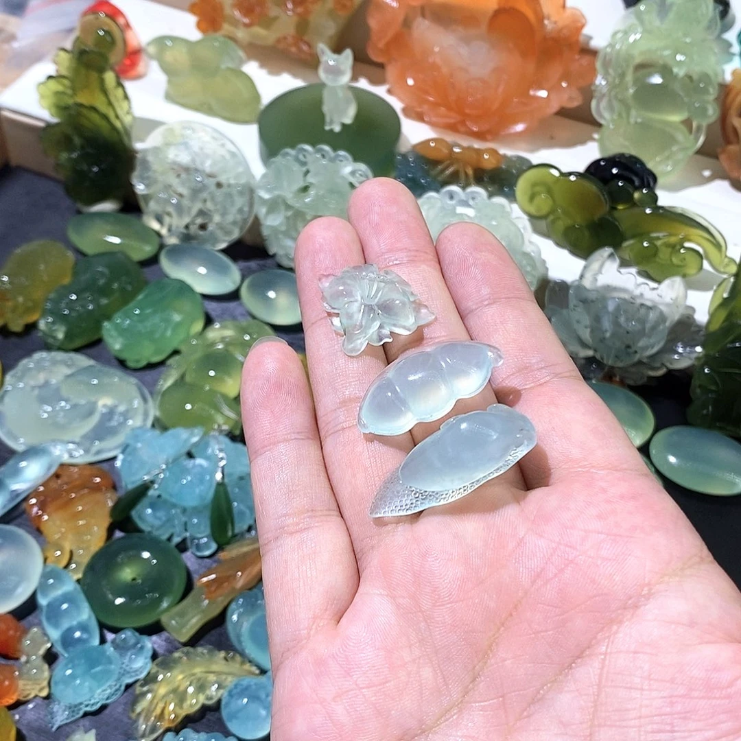 蛇纹石玉合金颈饰