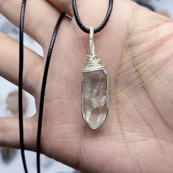 未镶嵌颈饰水晶闪灵钻项链