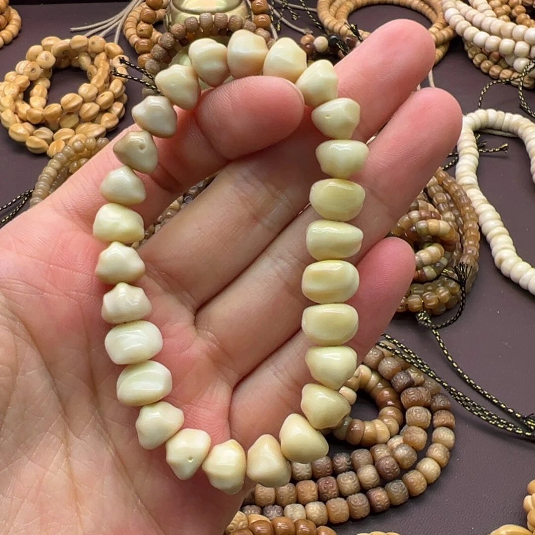 *****吊坠龙脊菩提原籽