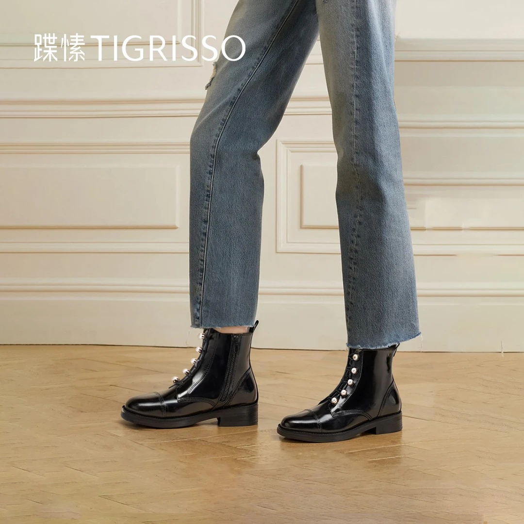 蹀愫秋冬柔软牛皮黑色皇室马丁靴时尚百搭粗跟真皮短靴TA54703-12
