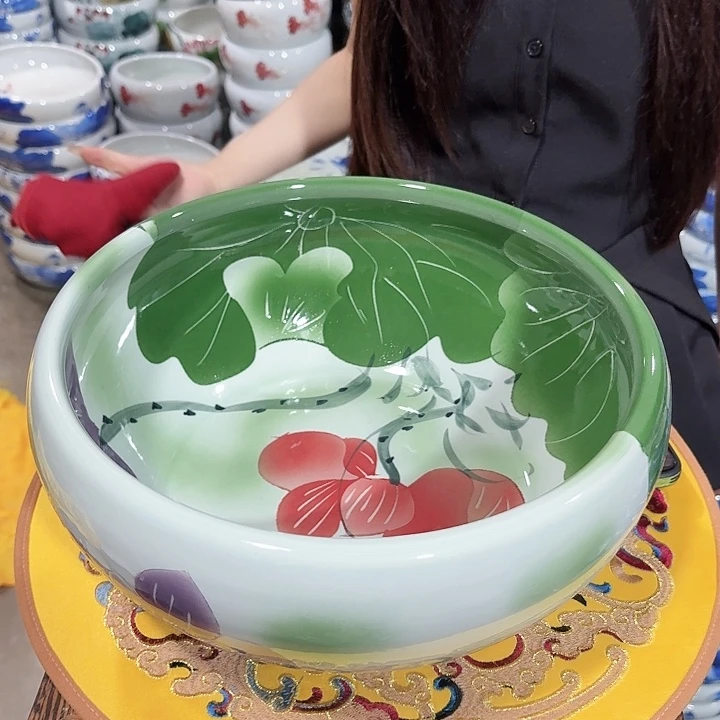 瓷片口径33厘米 高度15厘米