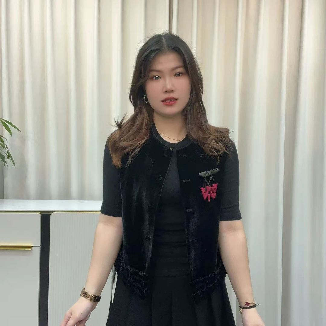 小鑫肝@现货浮力新中式丝绒木耳边拼接胸针装饰马夹 7703