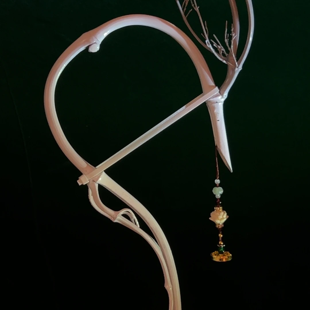 【白龙】龙隐原创设计，龙挂香