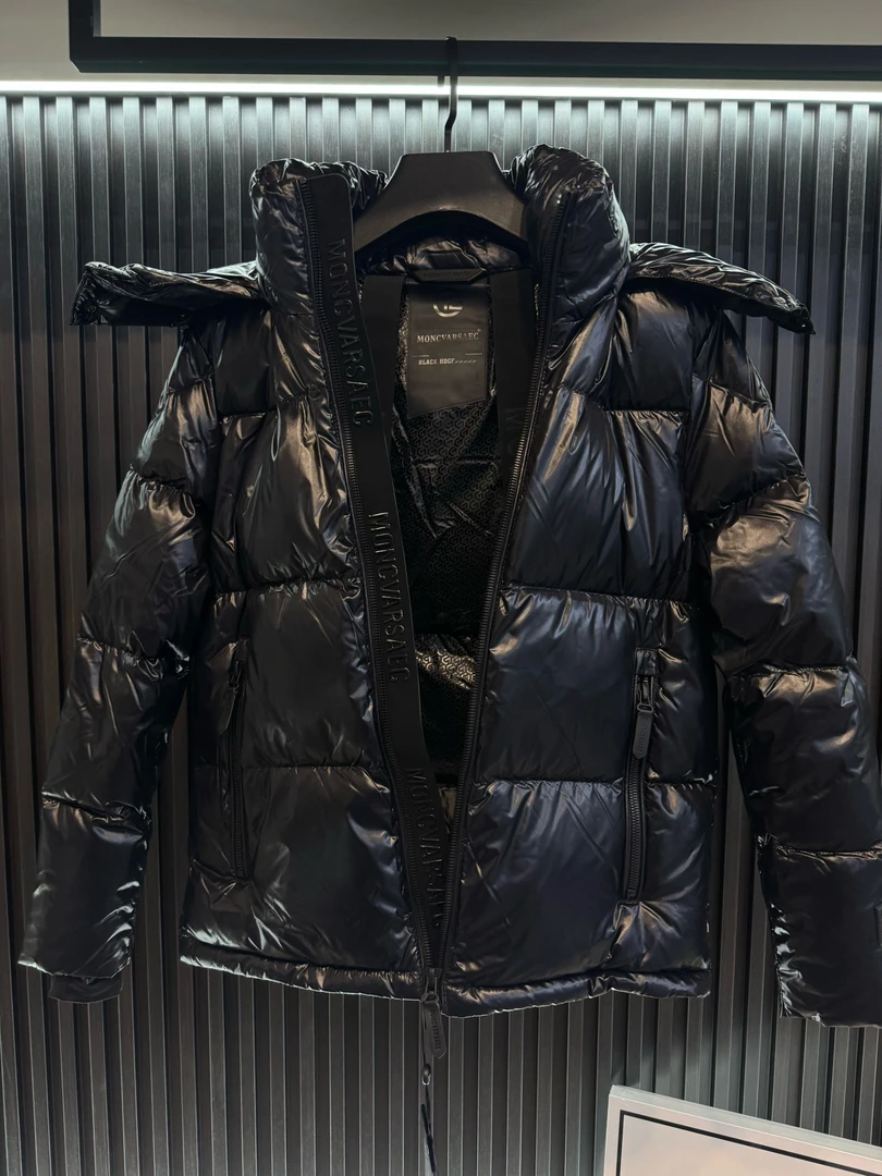 黑武士 羽绒服高端欧美经典 新款活帽特厚蓬松情侣外套上衣