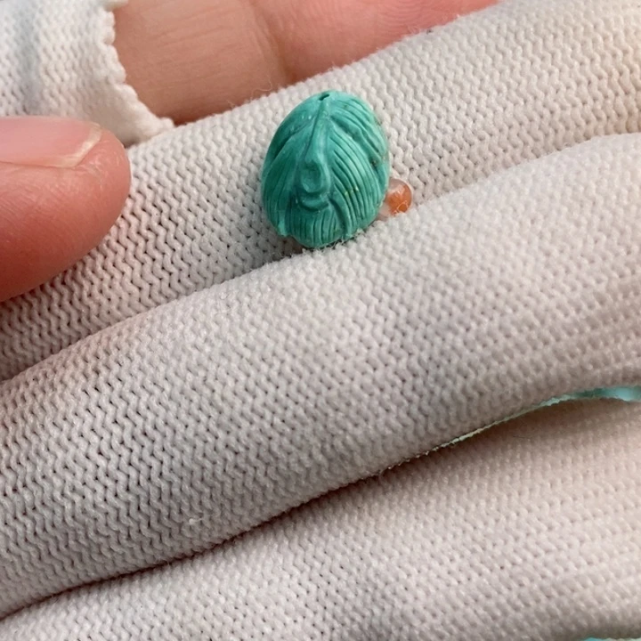 南红玛瑙未镶嵌珠宝奇石