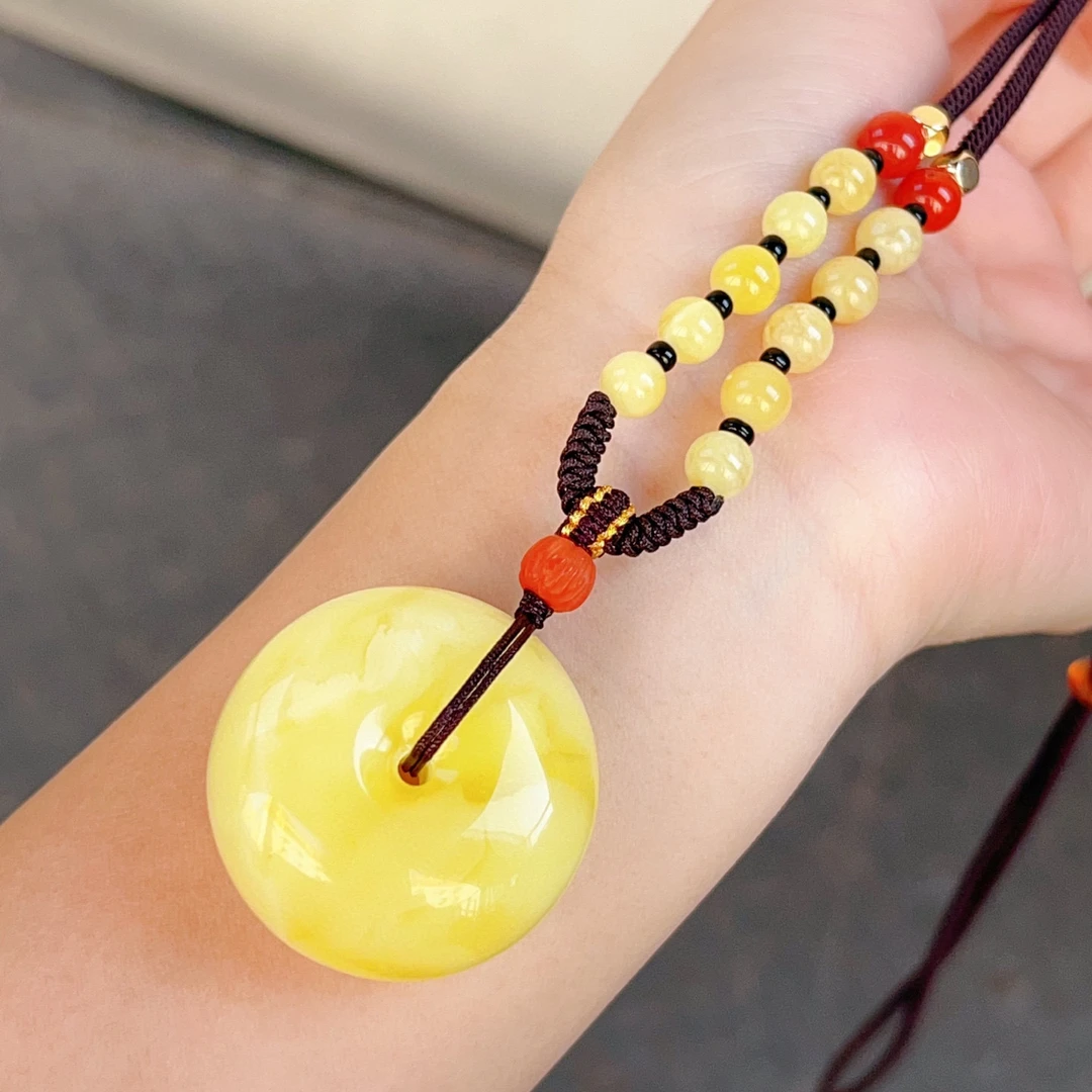 满蜡黄白花蜜蜡平安扣吊坠，17克，尺寸35*18.2mm