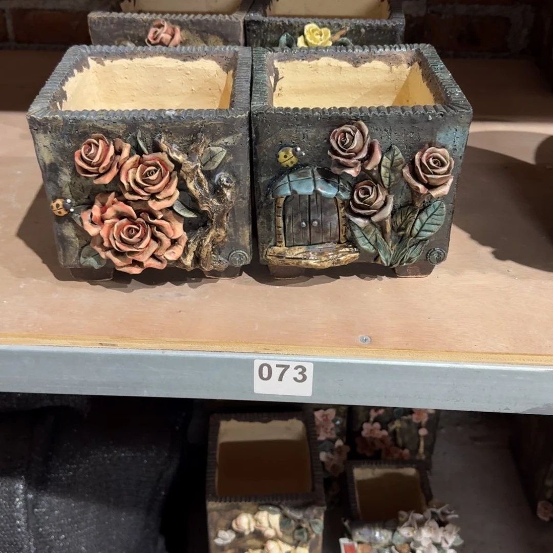 内口12左右外高13.5左右