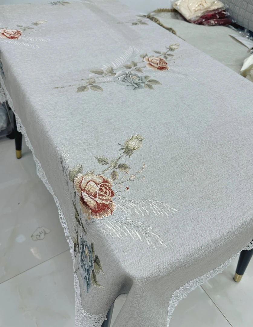 灰底一枝花内径110*160雪尼尔桌布