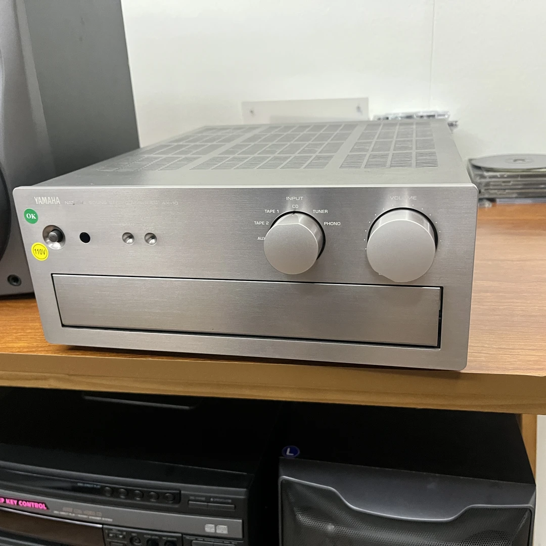 9新  雅马哈组合音响   单功放