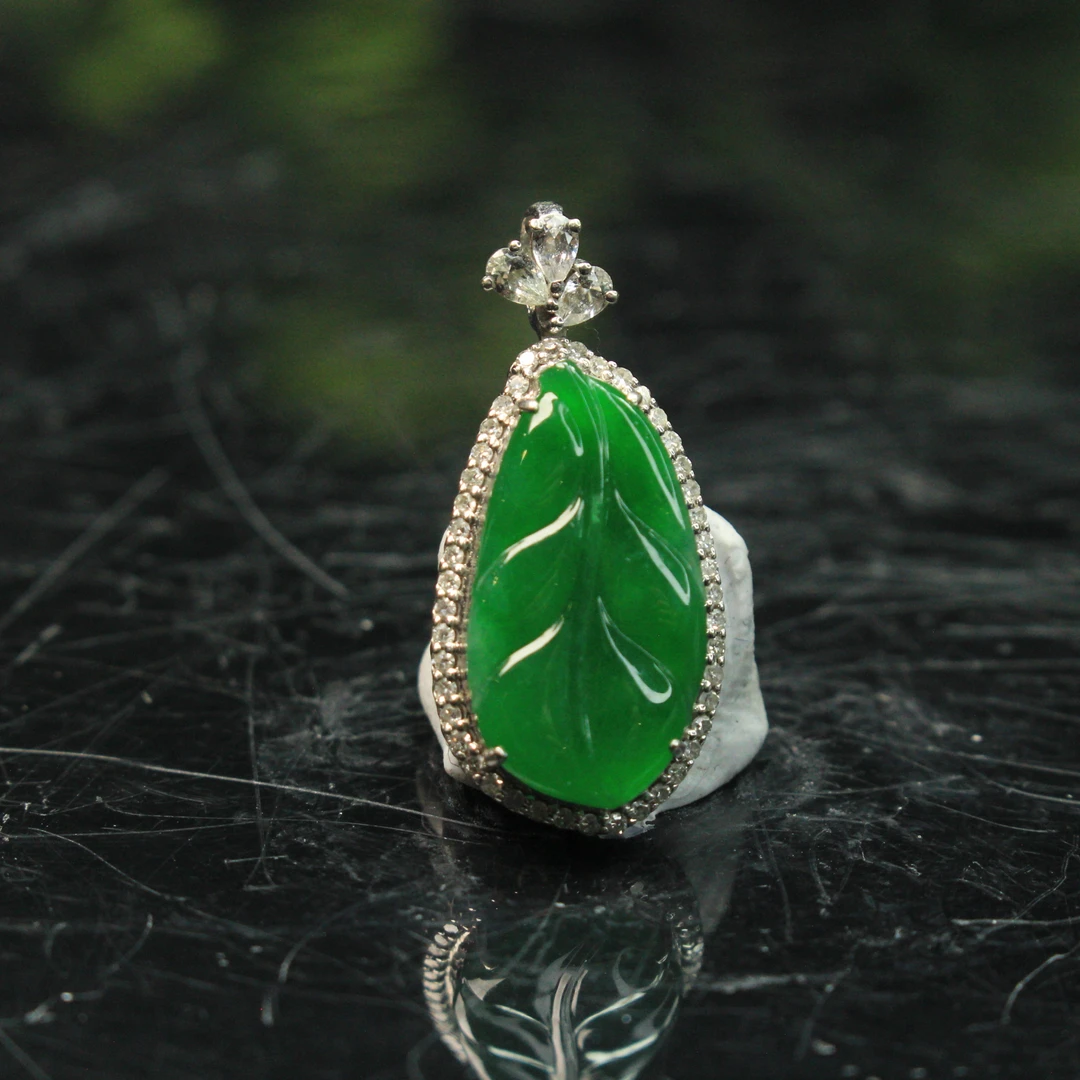 33ZB天然缅甸A货翡翠满绿叶子吊坠/901407嘉禾珍宝