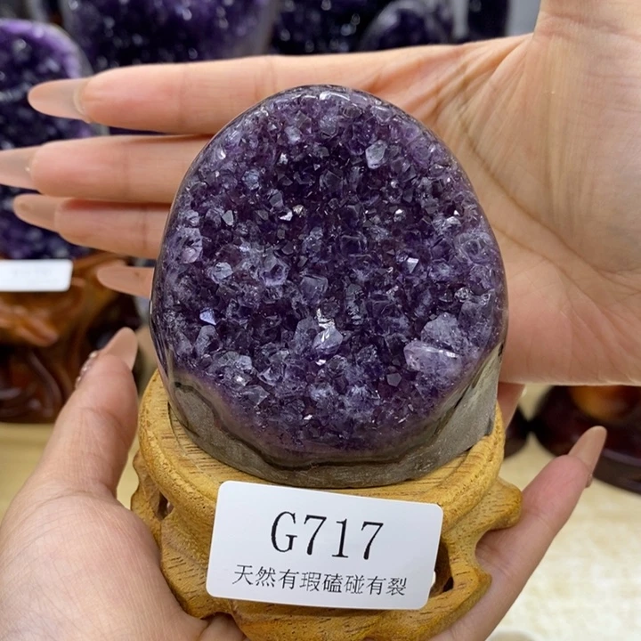 未镶嵌水晶大型摆件（非配饰）