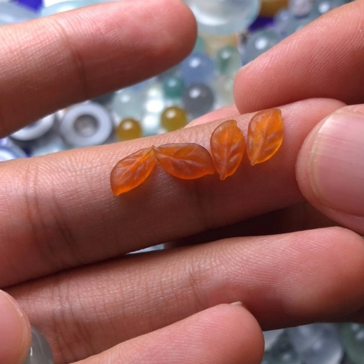 定制翡翠未镶嵌挂件