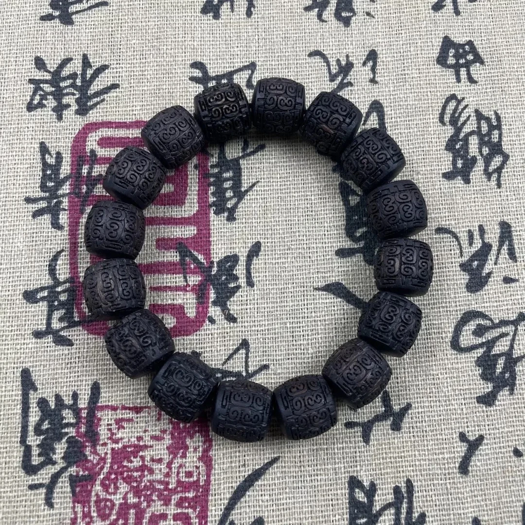 香沉木祥云文桶珠1.3*1.416颗(无礼盒)K167