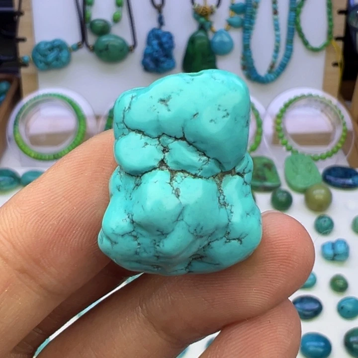 云盖高瓷蓝玉化随型吊坠