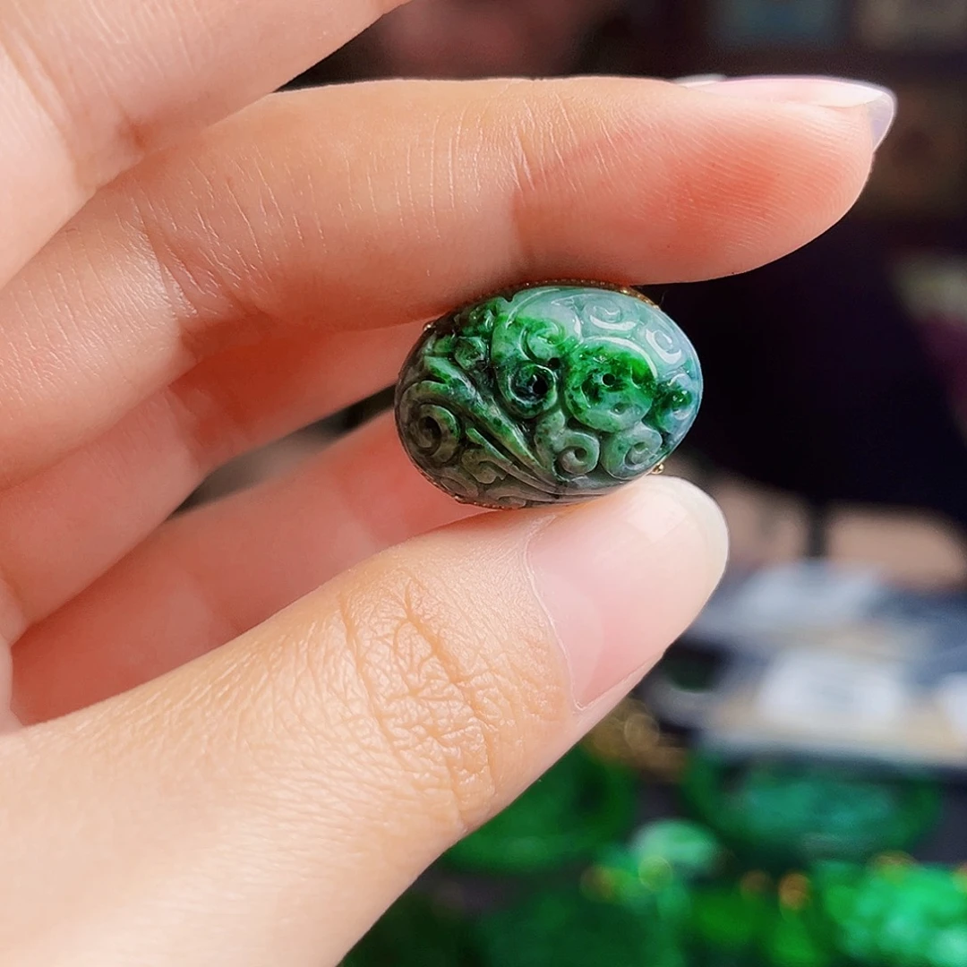 颈饰银S925镶嵌翡翠多样性