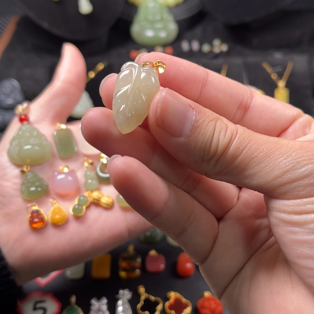 和田玉颈饰银S925镶嵌