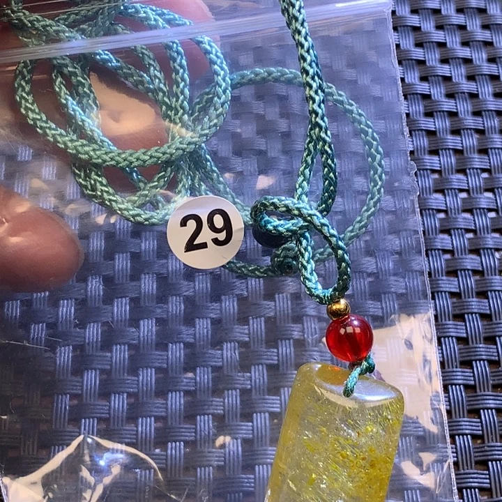 水晶吊坠(不含链)未镶嵌我**车