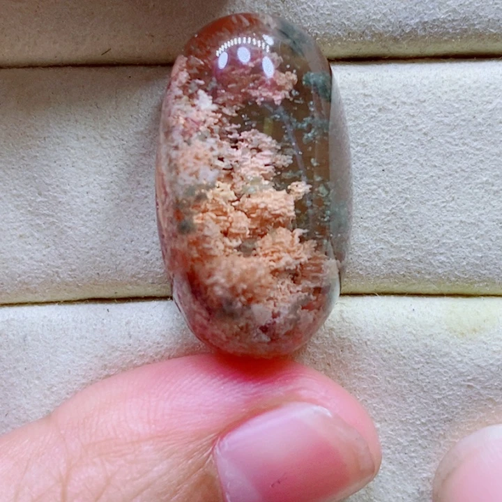 未镶嵌颈饰水晶水晶